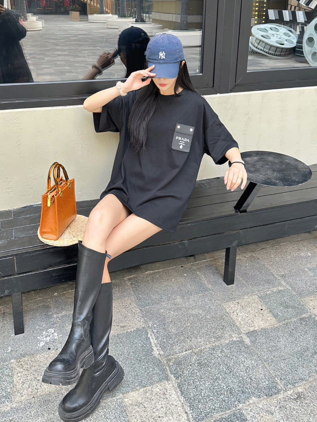 Prada T-shirt - Pocket Detail - Black Unisex Streetwear Limited Edition - <span>This Prada t-shirt features a minimalist design with a distinctive pocket detail on the front.