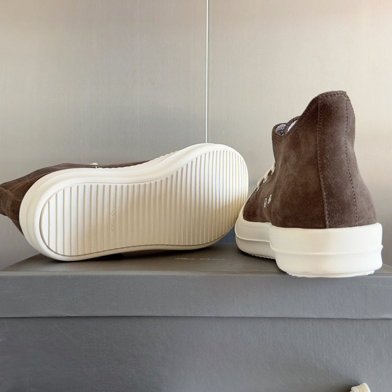 Rick Owens Taupe Low-top Sneakers - Black Unisex Streetwear Limited Edition - **Rick Owens taupe Low-Top Sneakers: Avant-Garde Elegance and Comfort** Step into the future of fashion