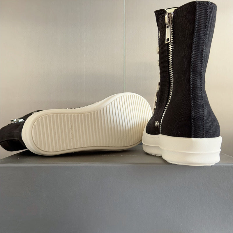Rick Owens High-top Sneakers - Black Unisex Streetwear Limited Edition - **Rick Owens Black High-Top Sneakers: Bold Style and Premium Craftsmanship** Introducing the Rick Owens Black