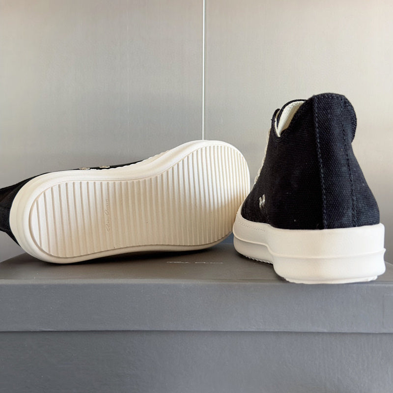 Rick Owens Low-top Sneakers - Black Unisex Streetwear Limited Edition - **Rick Owens Black Low-Top Sneakers: Timeless Elegance and Modern Craftsmanship** Introducing the Rick Owens Black