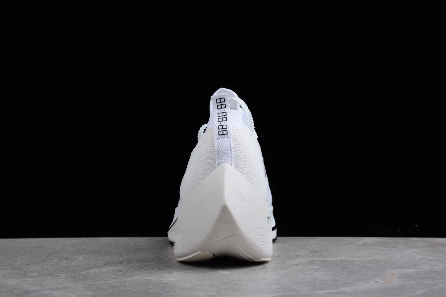 Zoom - Vaporfly Ne - T% 2 White And - Black Unisex Streetwear Limited Edition - ### Nike ZoomX Vaporfly NEXT% 2 C White/Black Experience elite performance with the Nike ZoomX