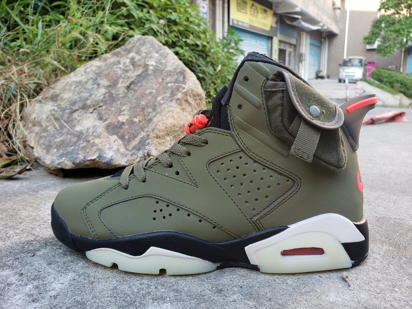 Jordan 6 Retro 'travis Scott - Medium Olive' Sneakers - Black Unisex Streetwear Limited Edition - **Product Description for Air Jordan 6 Retro 'Travis Scott - Medium Olive'** The Air Jordan