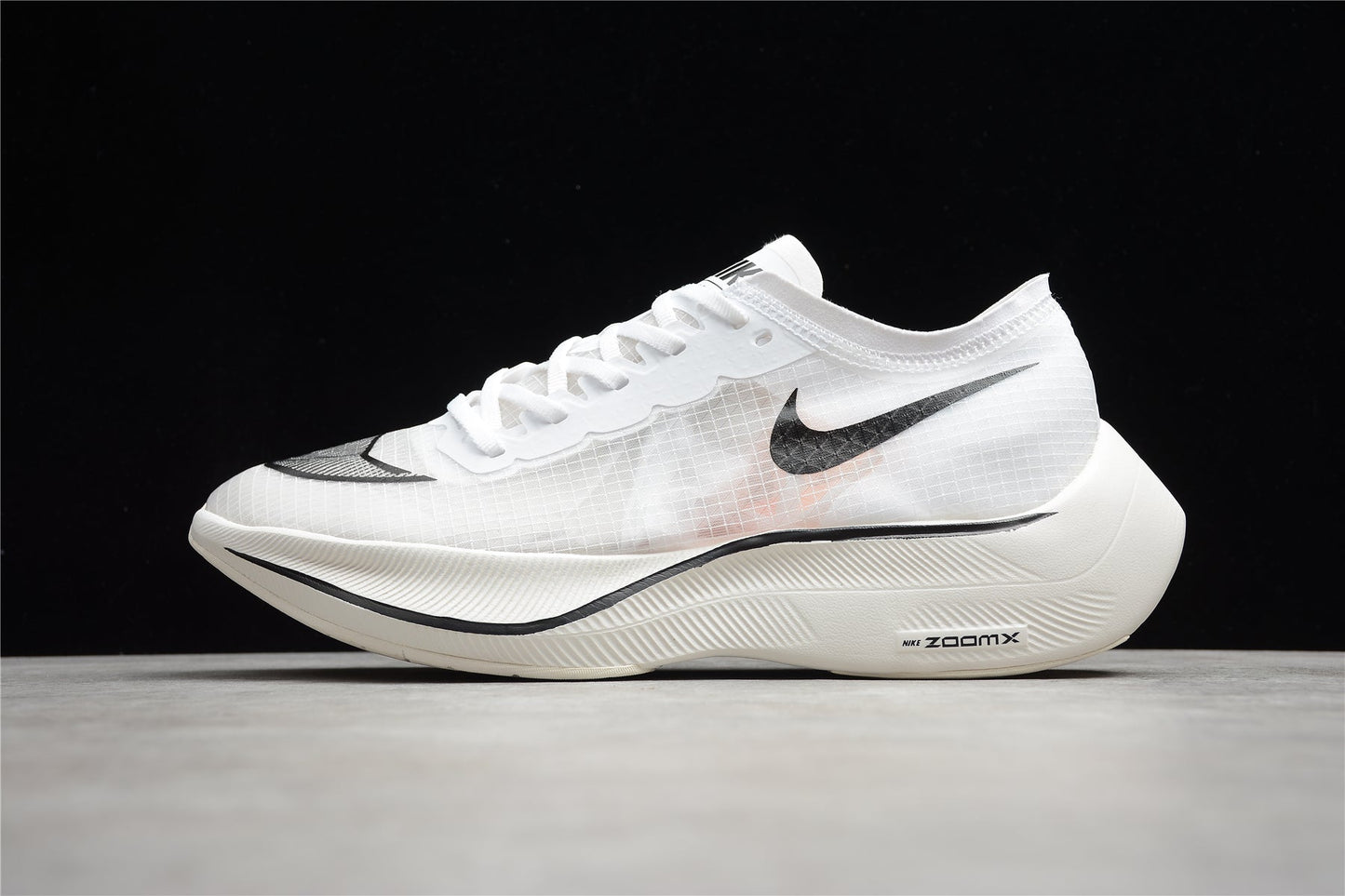 Zoom - Vaporfly Ne - T% 2 White And - Black Unisex Streetwear Limited Edition - ### Nike ZoomX Vaporfly NEXT% 2 The Nike ZoomX Vaporfly NEXT% 2 redefines speed and