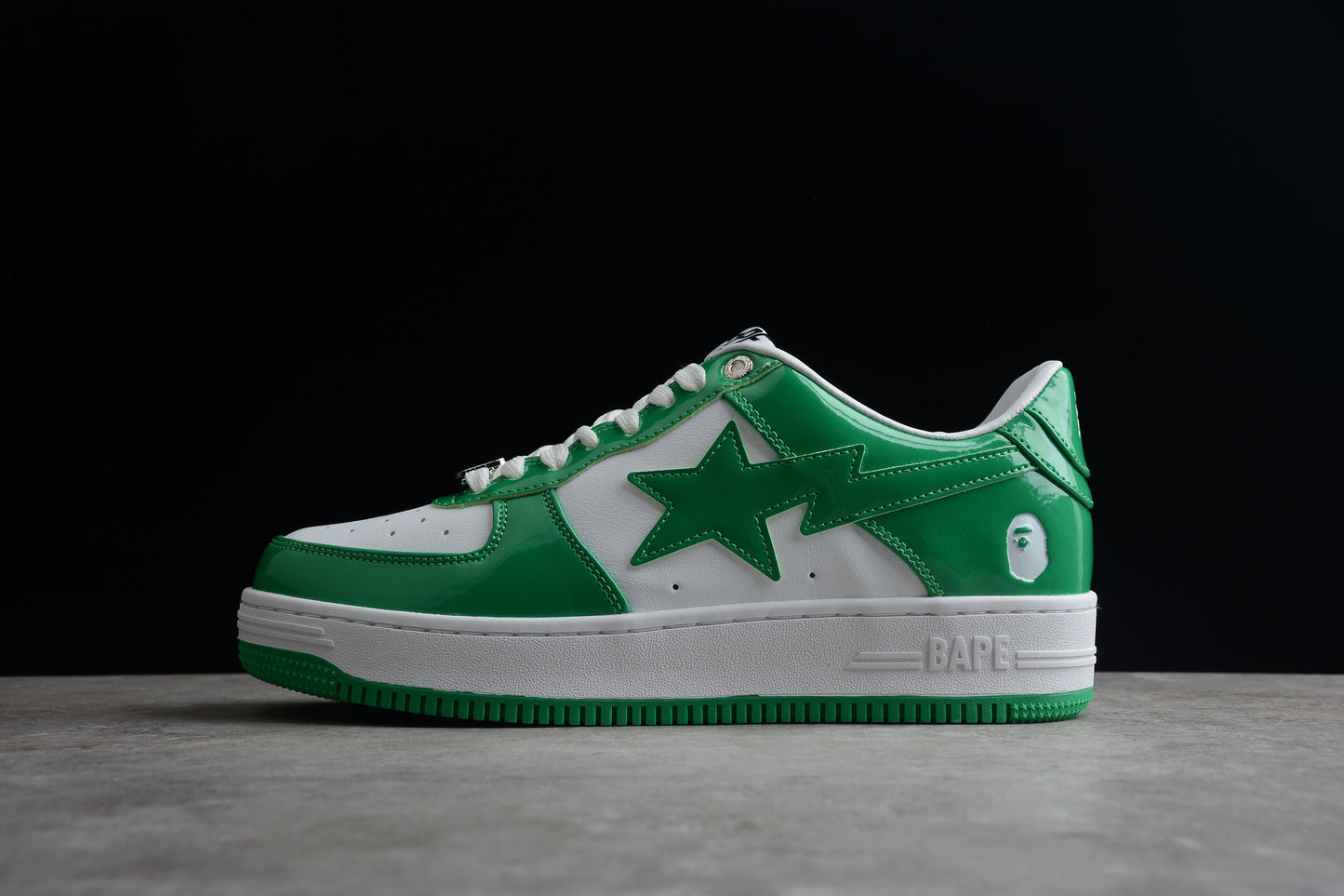 BAPE Sta Low-top Green And Sneakers - White Unisex Streetwear Limited Edition - **BAPE STA Low-Top Green and White Sneakers** Add a vibrant touch to your sneaker collection