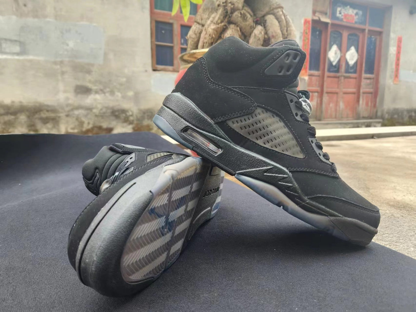 Jordan 5 All-black Unisex Streetwear Limited Edition