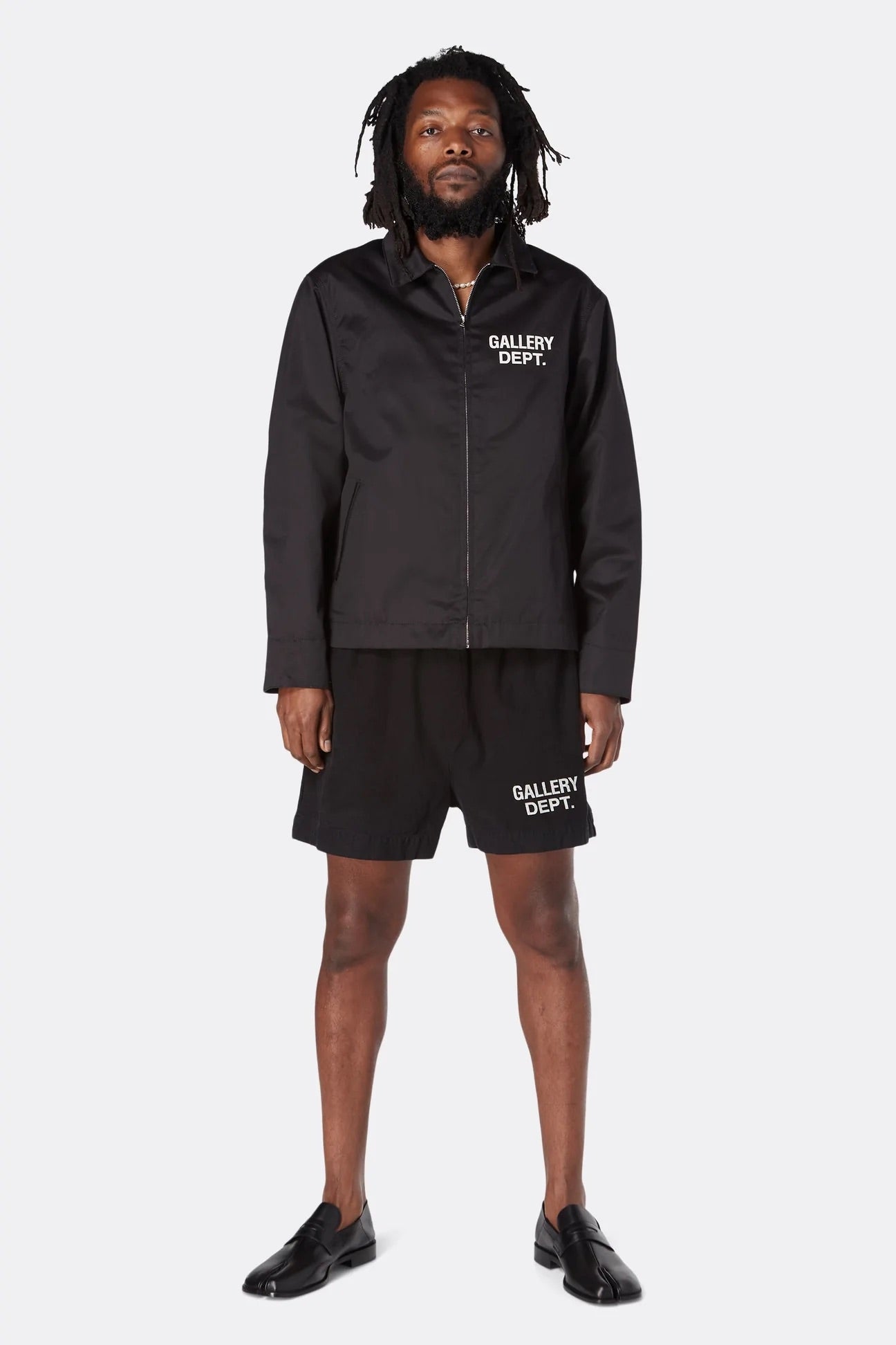 Gallery Dept. Logo Coach Jacket - Black Unisex Streetwear Limited Edition - **Gallery Dept. Hollywood Coach Jacket: Detailed Product Description** The Gallery Dept. Hollywood Coach Jacket is
