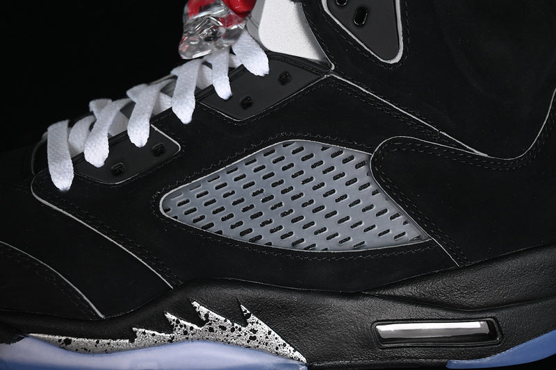 JORDAN Retro 5 - Metallic - Black Unisex Streetwear Limited Edition