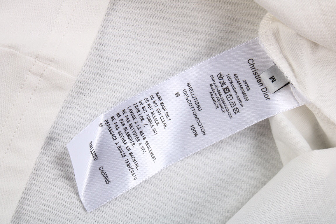 Dior Script Logo T-shirt (white) Unisex Streetwear Limited Edition - <p dir='ltr'><span>This Dior t-shirt features the brand's name in a bold script logo across