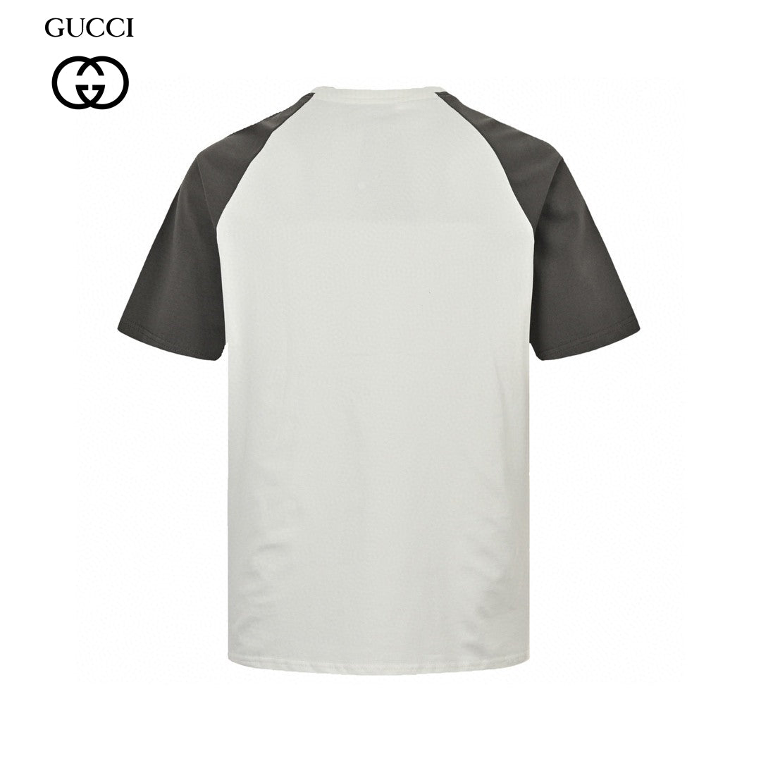 Gucci Two-tone T-shirt With Gg Logo - White Unisex Streetwear Limited Edition - This Gucci Two-Tone T-Shirt offers a sleek and stylish take on casual wear. Crafted from