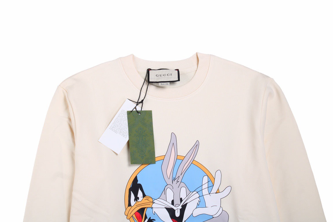 Gucci Bugs Bunny Sweatshirt - - White Unisex Streetwear Limited Edition - This white Gucci sweatshirt features a playful graphic of Bugs Bunny with the iconic Gucci