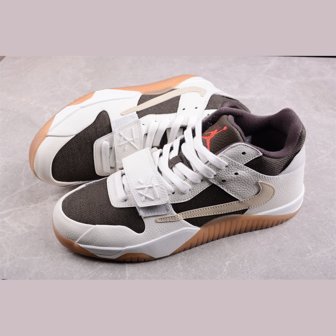 JORDAN Jumpman Jack Tr - Travis Scott Sail - Red Unisex Streetwear Limited Edition - Experience the pinnacle of collaboration with the Jordan Jumpman Jack TR x Travis Scott Sail.