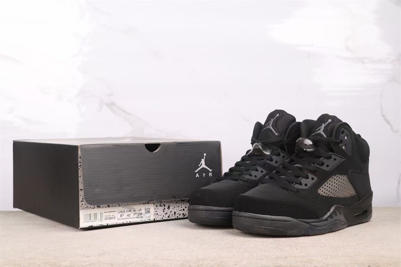 JORDAN 5 Retro - Anthracite Sneakers - Black Unisex Streetwear Limited Edition