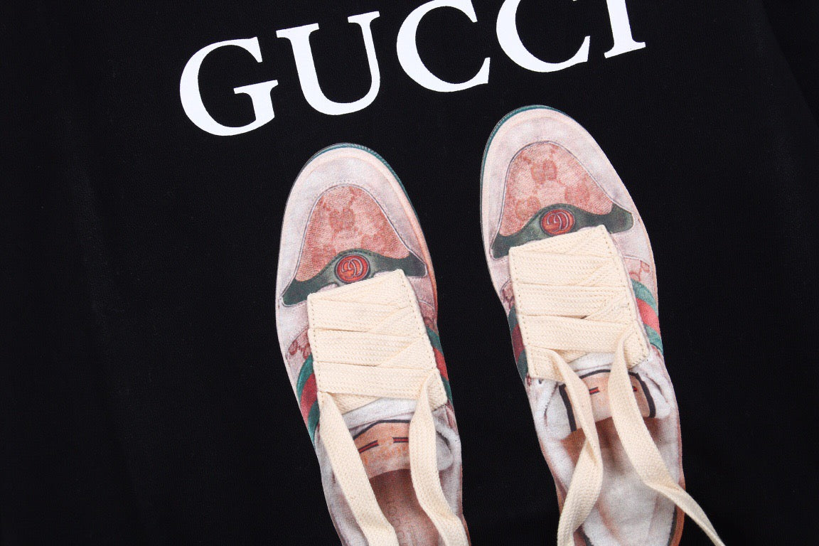 Gucci Sweatshirt With Ballet Slippers Print - Black Unisex Streetwear Limited Edition - This Gucci black sweatshirt features a striking design with an image of ballet slippers hanging,