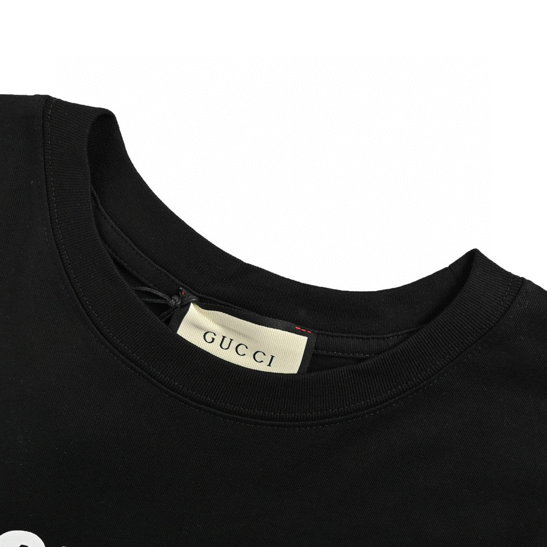 Gucci Vintage Logo T-shirt (black) Unisex Streetwear Limited Edition - The Gucci Vintage Logo T-Shirt in black offers a modern twist on classic design. Made