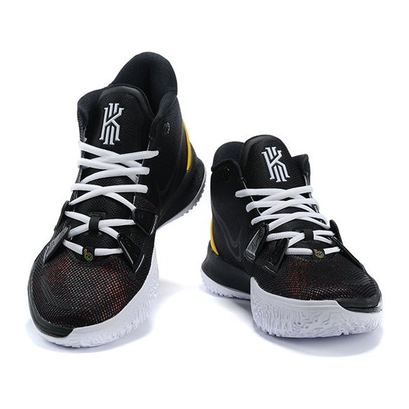 NIKE Kyrie 7 - Roswell Rayguns - Red Unisex Streetwear Limited Edition