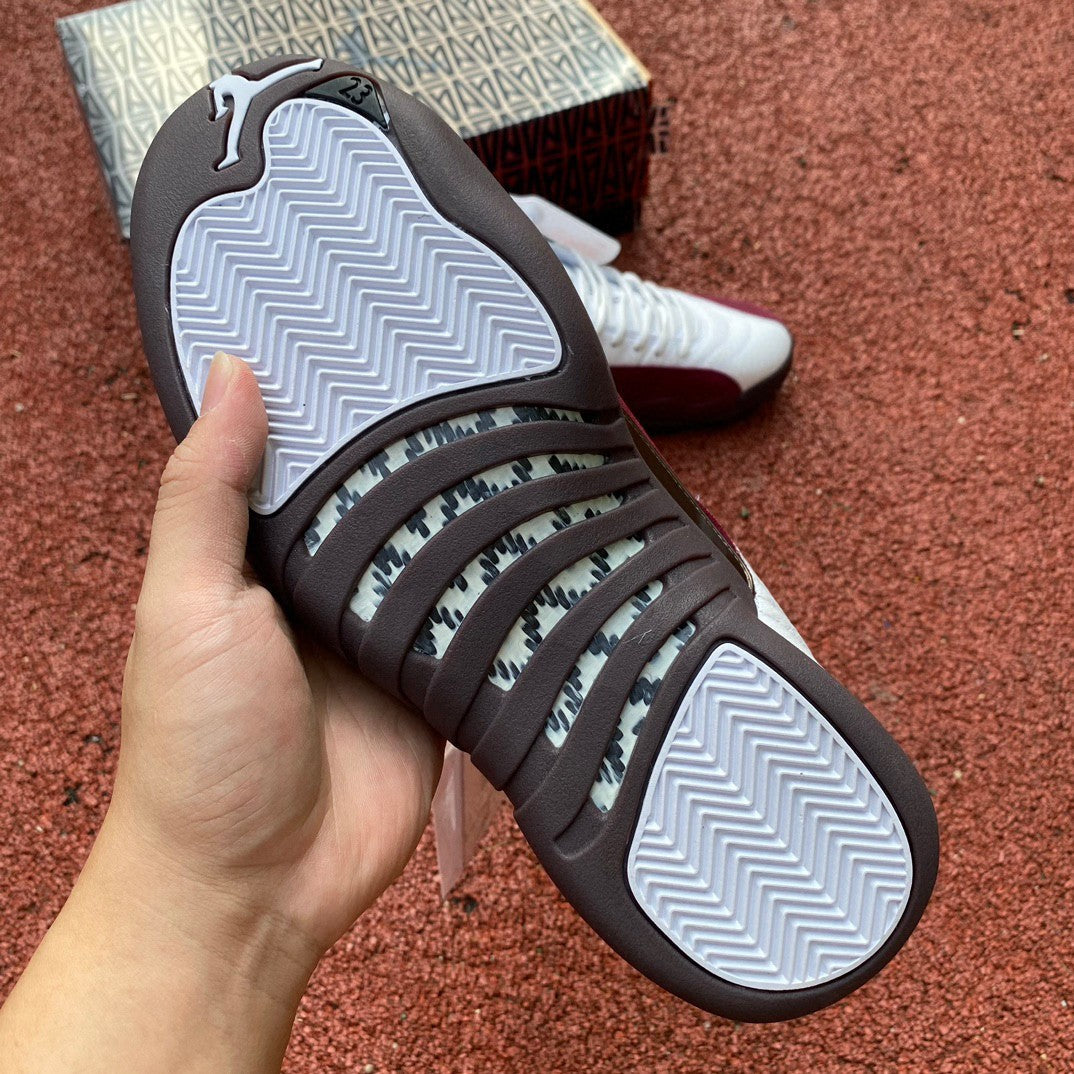 Jordan 12 Retro 'bordeau - And White' Unisex Streetwear Limited Edition - Introducing the Air Jordan 12 Retro 'Bordeaux and White,' a refined and stylish addition to