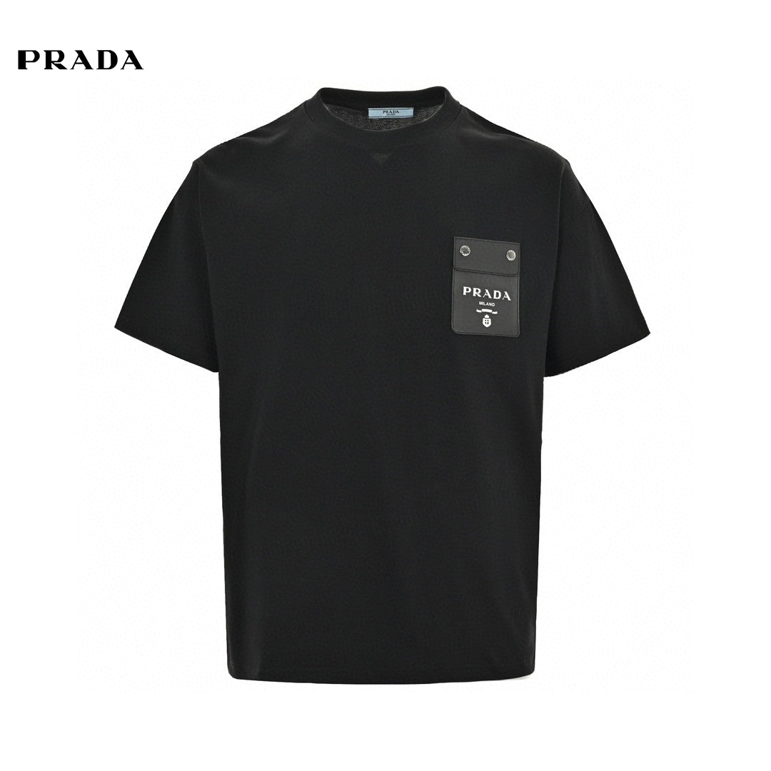 Prada T-shirt - Pocket Detail - Black Unisex Streetwear Limited Edition - <span>This Prada t-shirt features a minimalist design with a distinctive pocket detail on the front.
