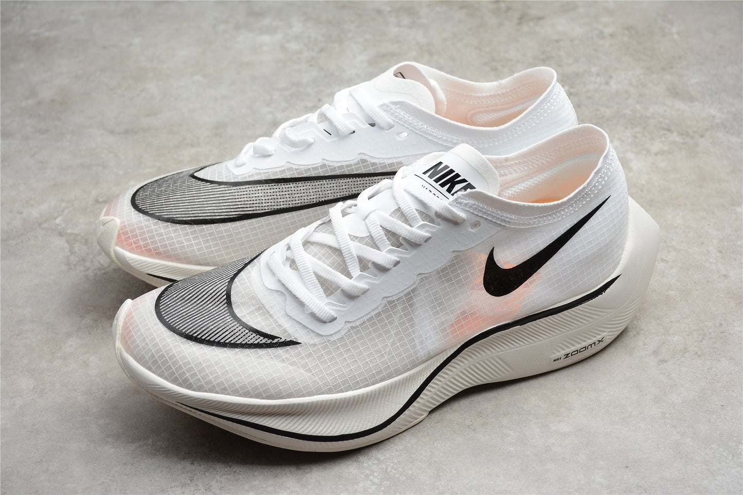 Zoom - Vaporfly Ne - T% 2 White And - Black Unisex Streetwear Limited Edition - ### Nike ZoomX Vaporfly NEXT% 2 The Nike ZoomX Vaporfly NEXT% 2 redefines speed and