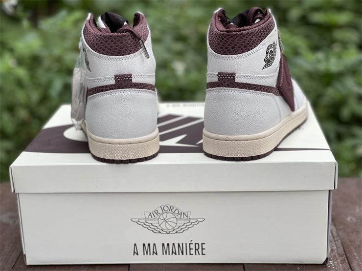 JORDAN 1 Retro High Og - A Ma Maniere - Black Unisex Streetwear Limited Edition