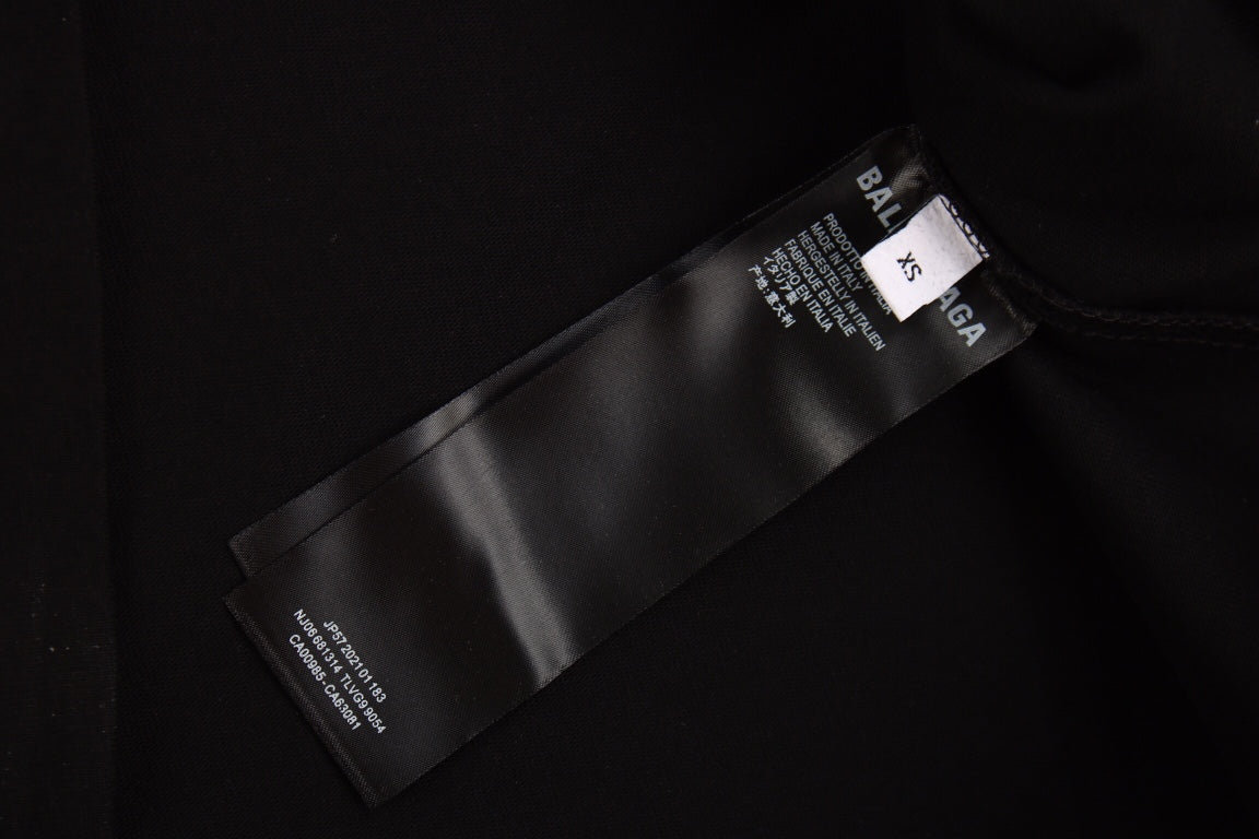 BALENCIAGA Toronto Logo T-shirt - Black Unisex Streetwear Limited Edition - The BALENCIAGA TORONTO LOGO T-SHIRT BLACK - REPLICA fuses luxury fashion with urban culture ,