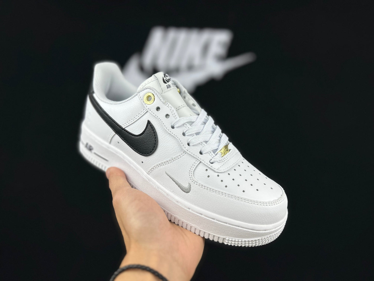 NIKE Air Force 1 'white - Black' Unisex Streetwear Limited Edition - **Nike Air Force 1 'White/Black'** The Nike Air Force 1 'White/Black' is a timeless classic