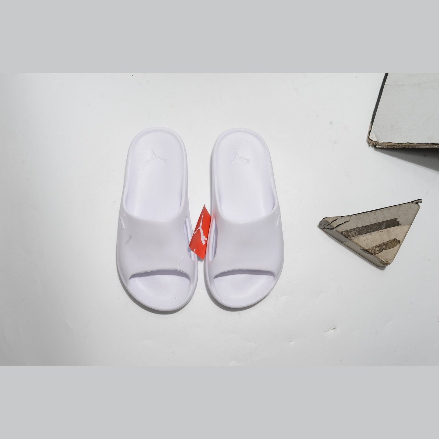 PUMA Shibui Cat Slide - Triple - White Unisex Streetwear Limited Edition