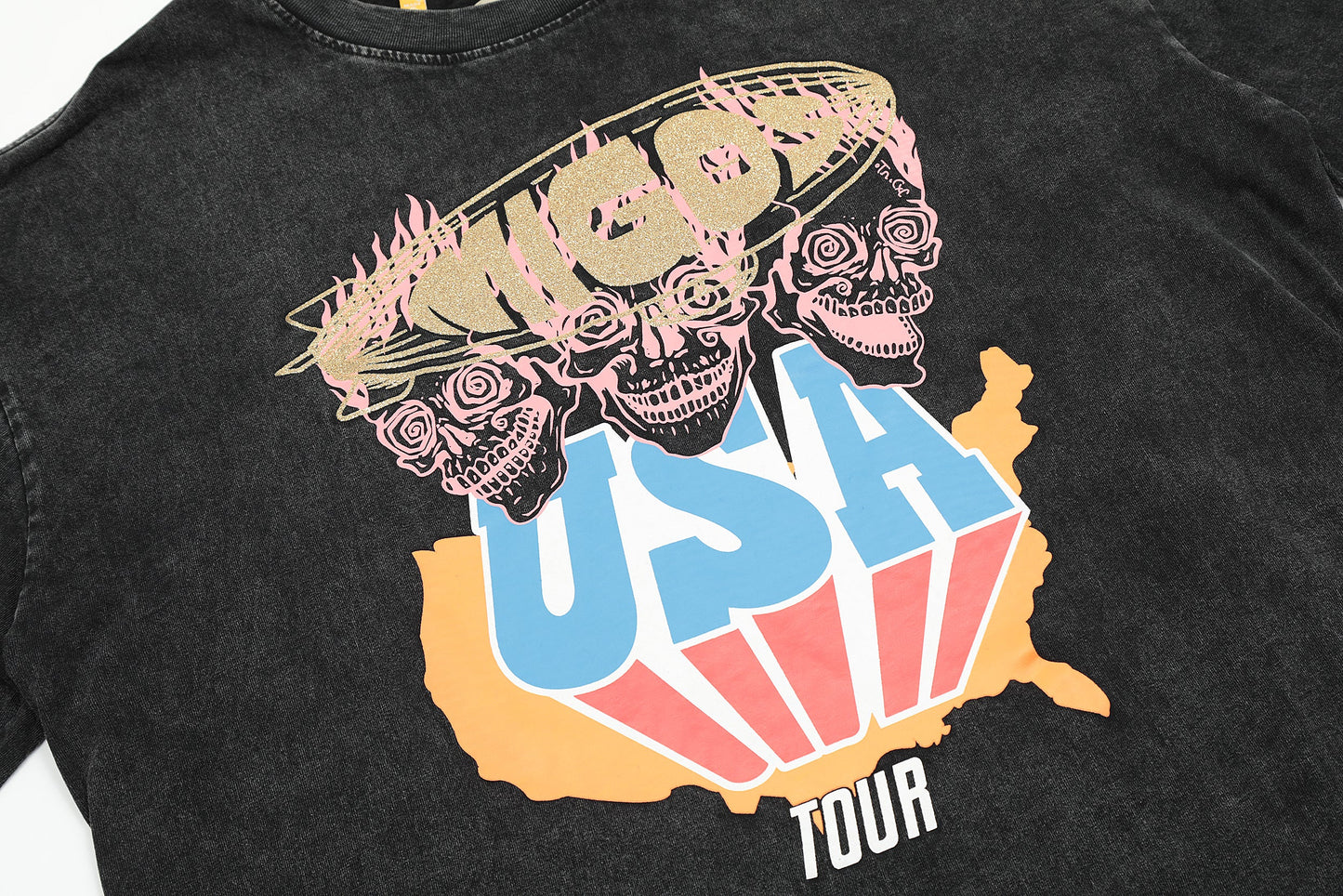 Gallery Dept. T-Shirt - Black Unisex Streetwear Limited Edition - The Gallery Dept. 'USA Tour' T-Shirt is a dynamic addition to any wardrobe, combining bold