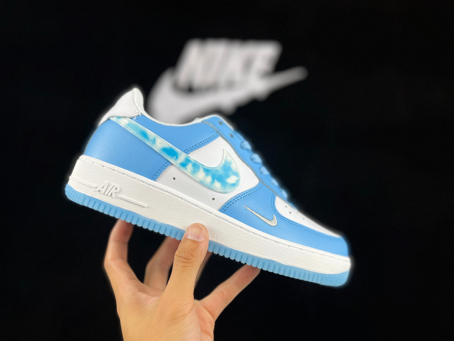 NIKE Air Force 1 '07 Low - White Unisex Streetwear Limited Edition - **Nike Air Force 1 '07 Low** The Nike Air Force 1 '07 Low is a