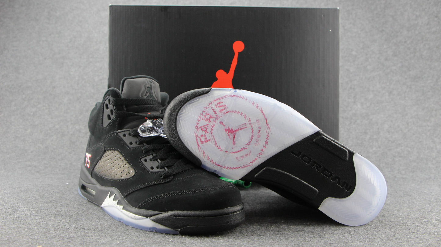 Jordan 5 Retro 'paris Saint-germain' - Black Unisex Streetwear Limited Edition - **Product Description: Air Jordan 5 Retro 'Paris Saint-Germain'** The Air Jordan 5 Retro 'Paris Saint-Germain'