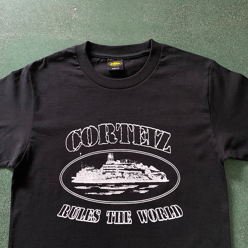 CORTEIZ Og Alcatraz Tee White T-Shirt - Black Unisex Streetwear Limited Edition - The CORTEIZ OG ALCATRAZ TEE BLACK WHITE - REPLICA is a perfect blend of bold