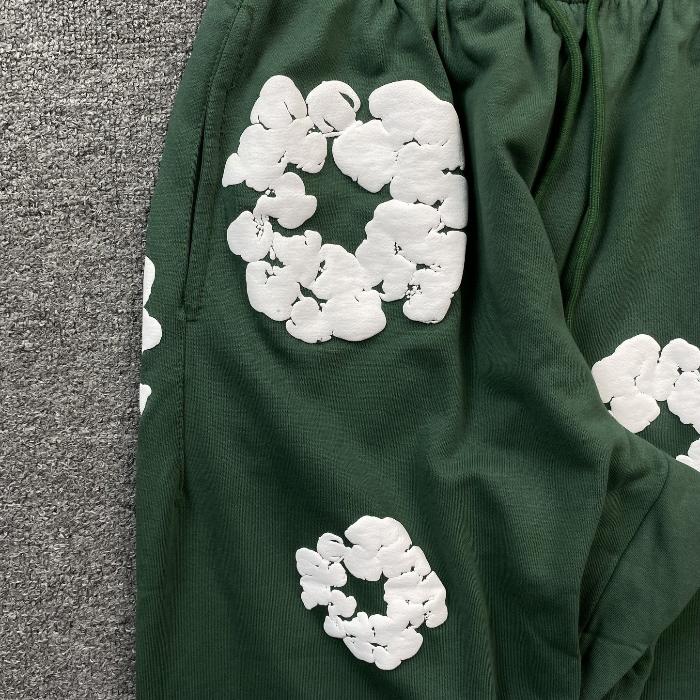 DENIM Tears Cotton Wreath Sweatpants - Green Unisex Streetwear Limited Edition - The Denim Tears Cotton Wreath Sweatpants Grey Replica deliver the perfect balance of comfort and