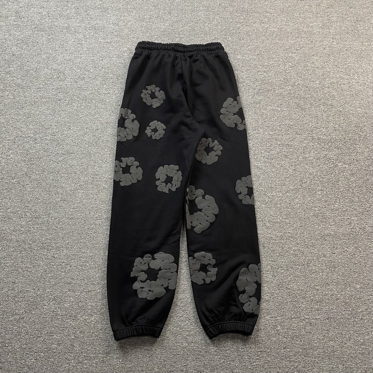 DENIM Tears Cotton Wreath Sweatpants Monochrome - Black Unisex Streetwear Limited Edition - The Denim Tears Cotton Wreath Sweatpants Monochrome Black Replica deliver the perfect balance of comfort
