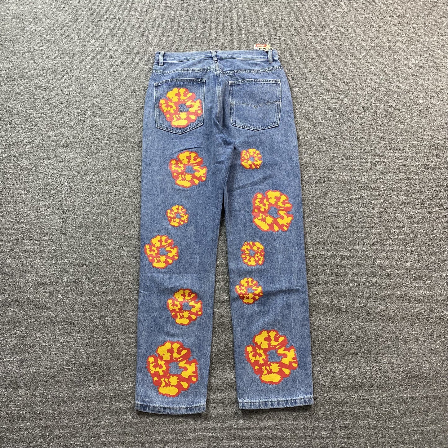 DENIM Tears - Offset Jeans Light Wash - Black Unisex Streetwear Limited Edition - The Denim Tears x Offset Jeans Light Wash Replica bring together iconic design and cultural