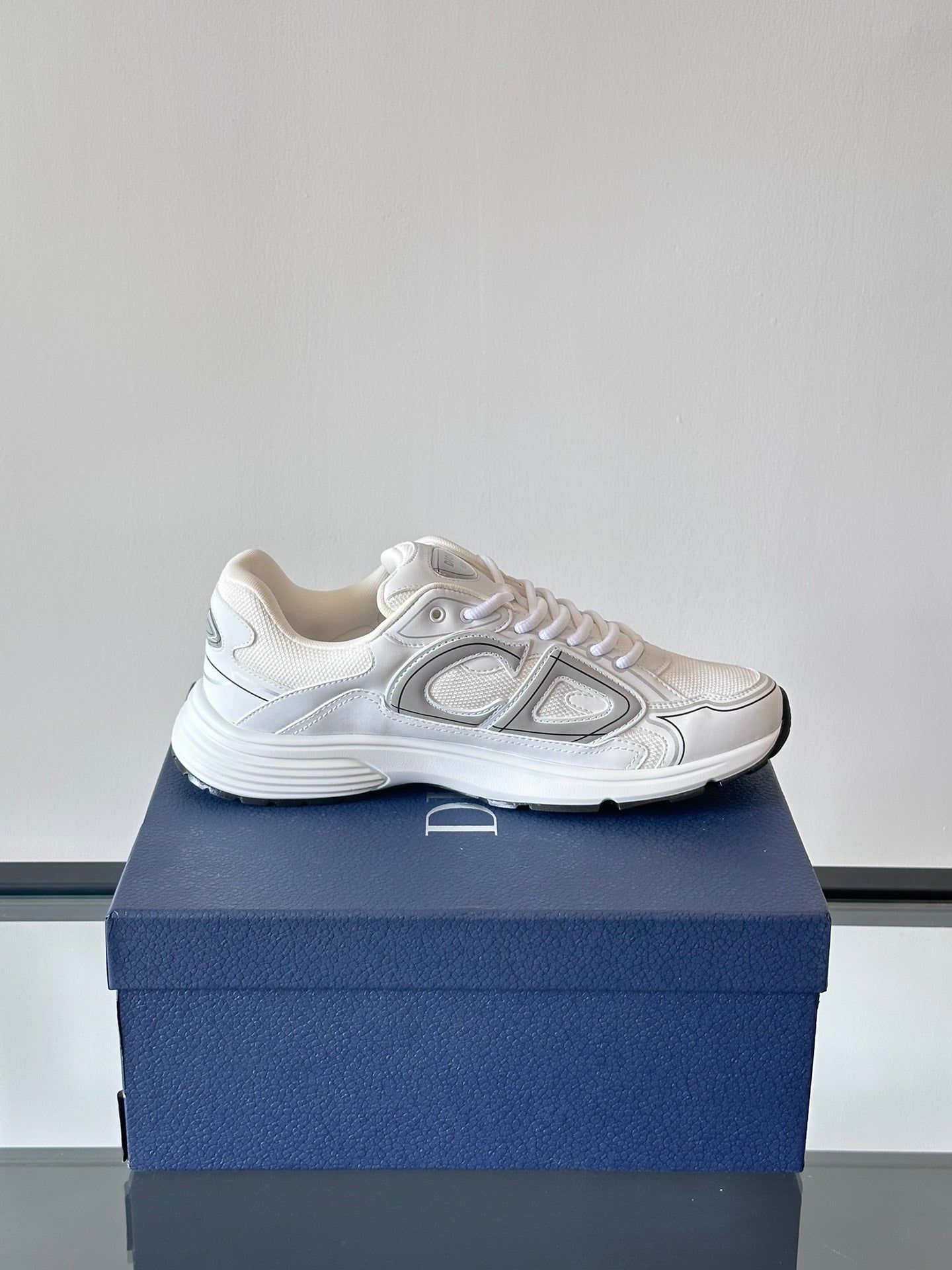 DIOR B30 Sneakers - White Unisex Streetwear Limited Edition - The DIOR B30 WHITE - REPLICA redefines luxury sneakers with a futuristic and sporty edge