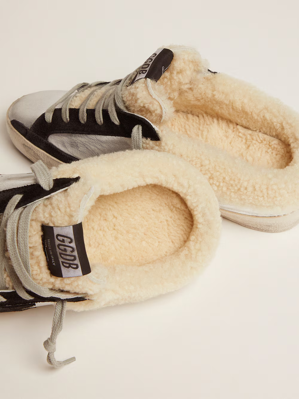 Golden Goose Metallic Mule Superstar With Shearling - Black Unisex Streetwear Limited Edition