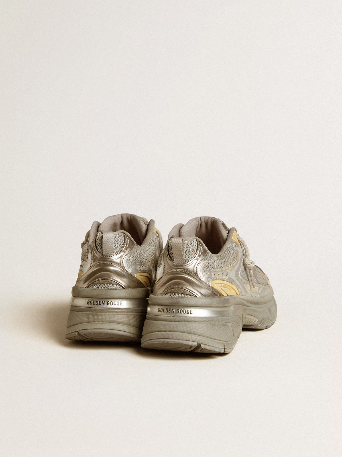 Golden Goose Running Sole c Metallic Gold - Red Unisex Streetwear Limited Edition