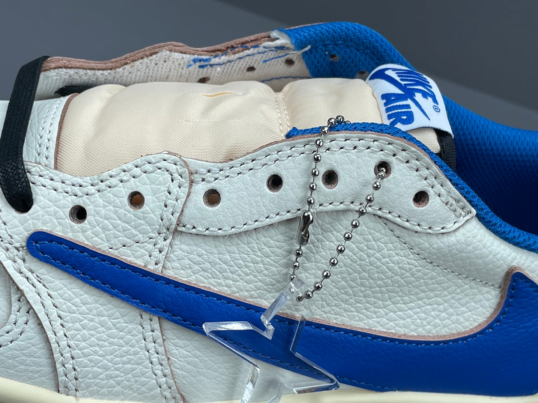 JORDAN 1 Low Og - Travis Scott Fragment - Black Unisex Streetwear Limited Edition - The JORDAN 1 LOW OG x TRAVIS SCOTT FRAGMENT - REPLICA is a masterpiece of