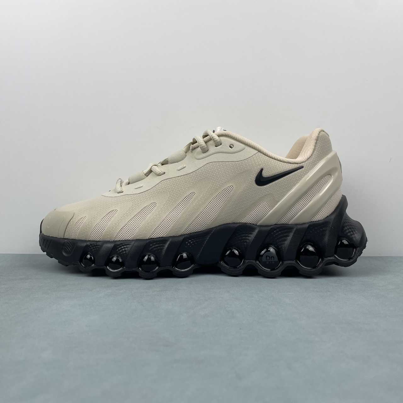 NIKE Air Ma - Dn8 - Fossil - Black Unisex Streetwear Limited Edition - The NIKE AIR MAX DN8 x FOSSIL BLACK - REPLICA blends sleek design with cutting-edge