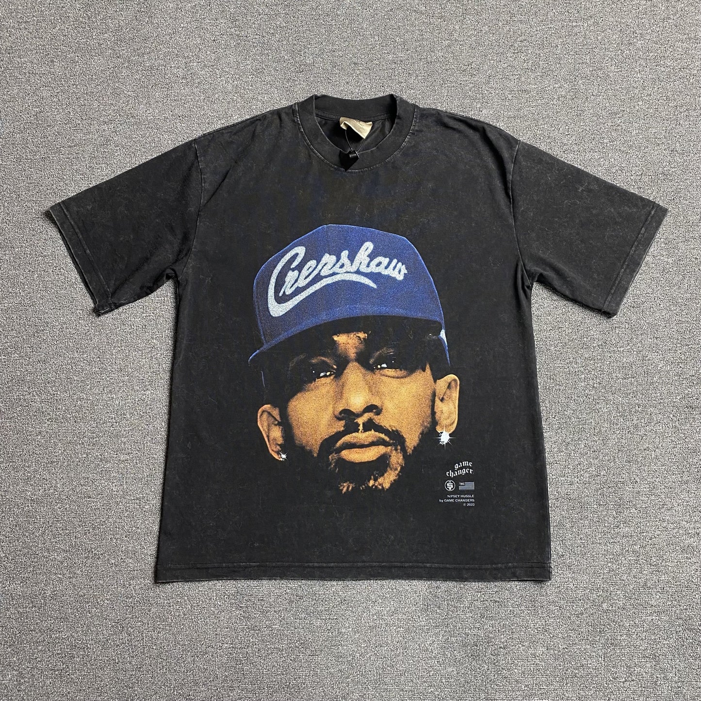 NIPSEY Hussle Vintage Graphic Tee Dark T-Shirt - Grey Unisex Streetwear Limited Edition - The NIPSEY HUSSLE VINTAGE GRAPHIC TEE DARK GREY - REPLICA is a tribute to the