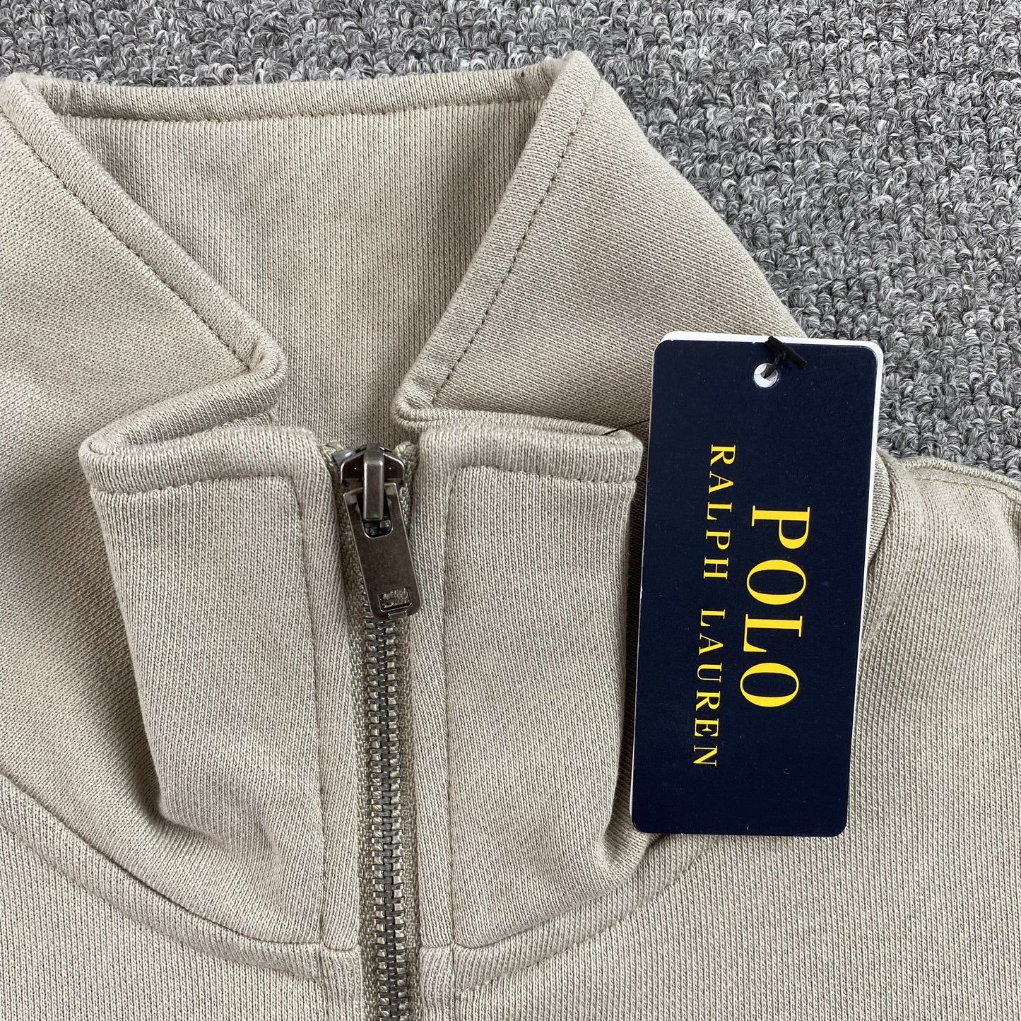 POLO Ralph Lauren Quarter Zip Sweatshirt - Beige Unisex Streetwear Limited Edition - The POLO RALPH LAUREN QUARTER ZIP SWEATSHIRT BEIGE - REPLICA delivers timeless elegance and effortless