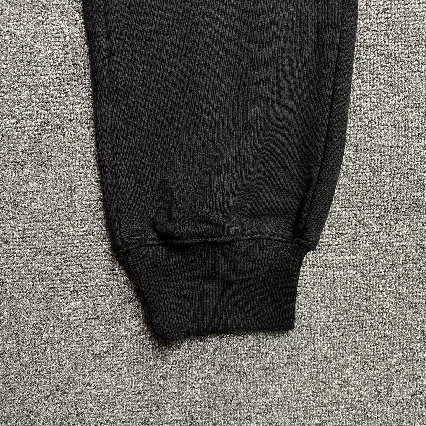 POLO Ralph Lauren Sweatpants - Black Unisex Streetwear Limited Edition - The POLO RALPH LAUREN SWEATPANTS BLACK - REPLICA bring together classic luxury and everyday comfort