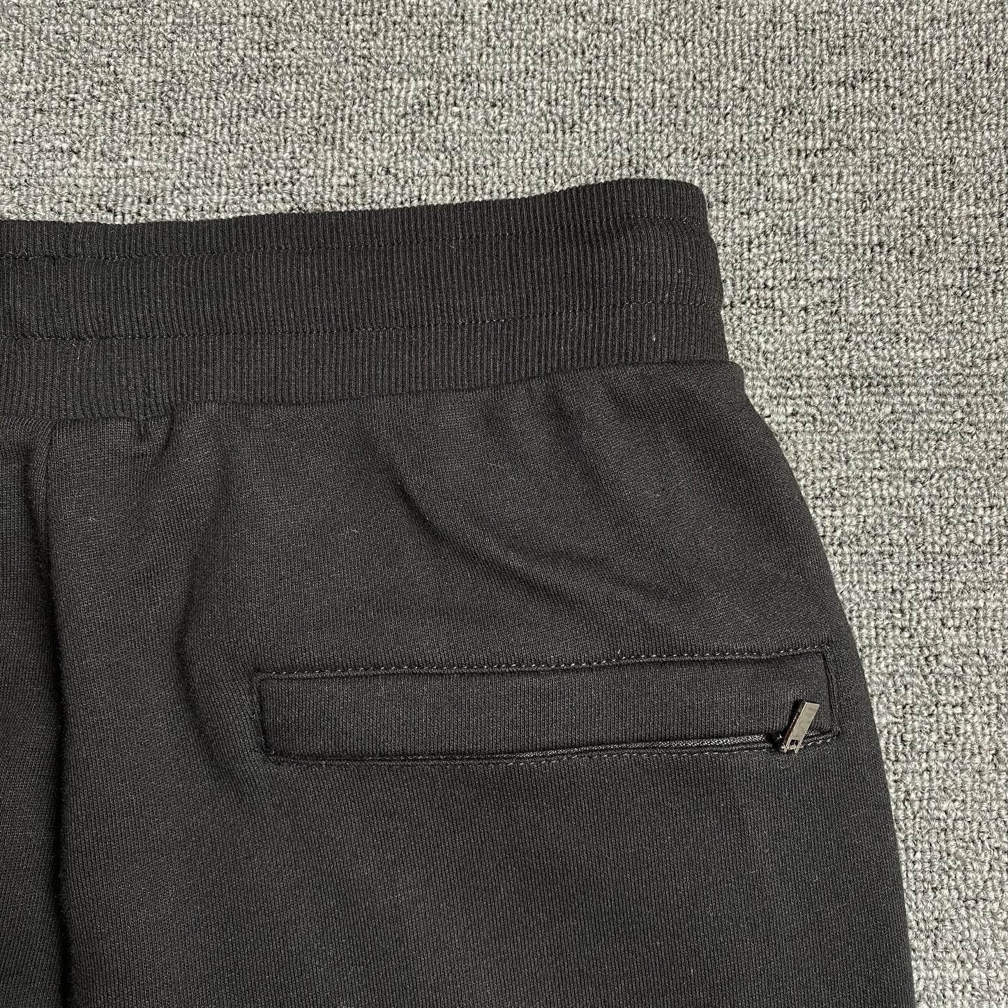 POLO Ralph Lauren Sweatpants - Black Unisex Streetwear Limited Edition - The POLO RALPH LAUREN SWEATPANTS BLACK - REPLICA bring together classic luxury and everyday comfort