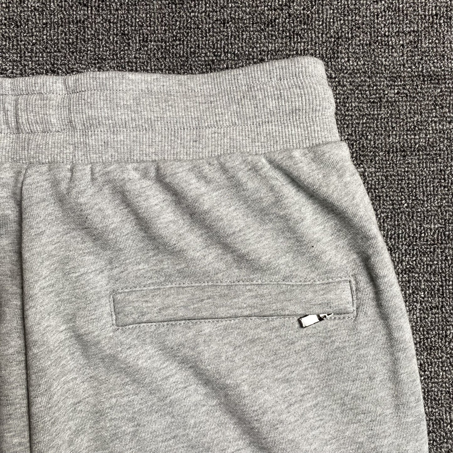 POLO Ralph Lauren Sweatpants - Grey Unisex Streetwear Limited Edition - The POLO RALPH LAUREN SWEATPANTS GREY - REPLICA offer the perfect balance of casual comfort