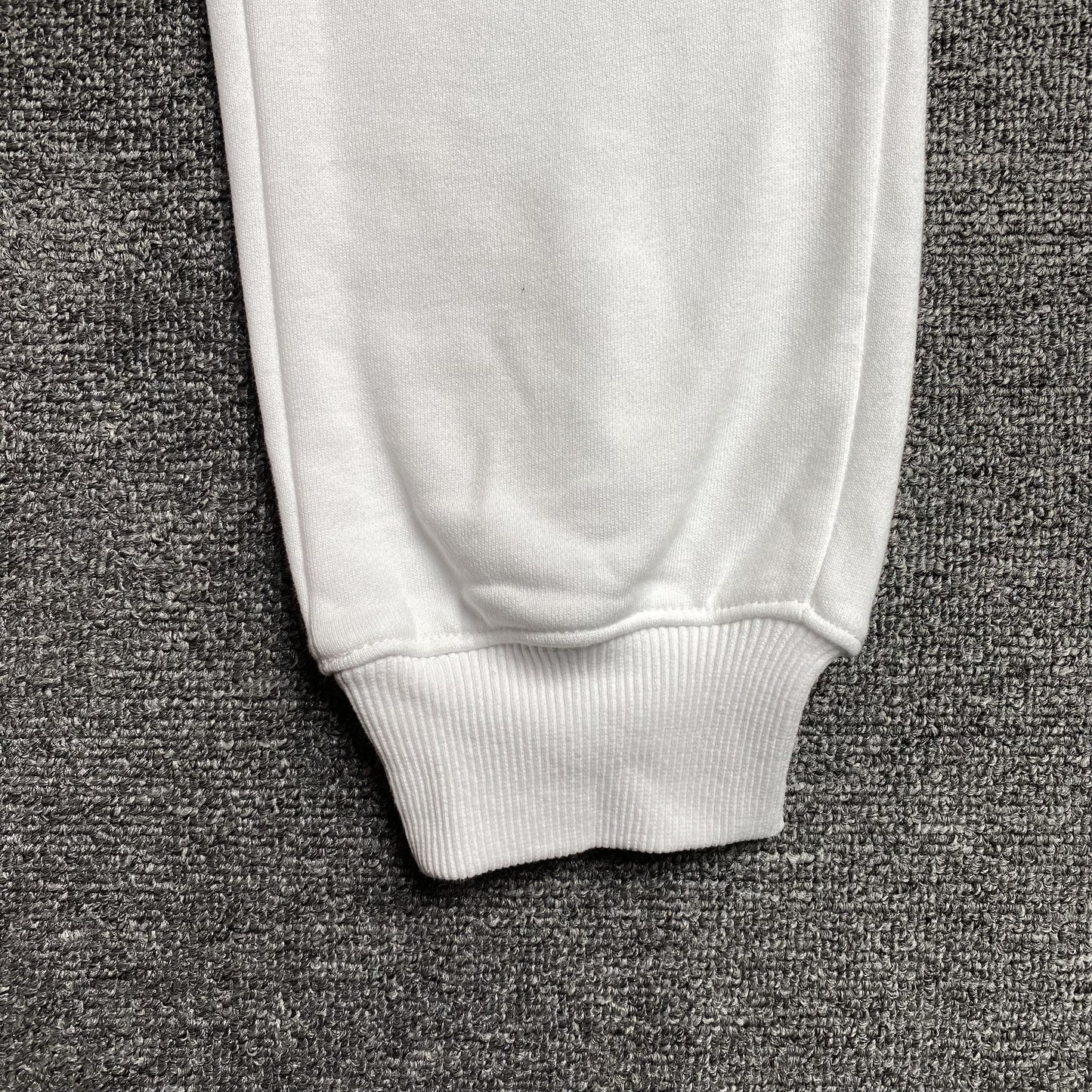 POLO Ralph Lauren Sweatpants - White Unisex Streetwear Limited Edition - The POLO RALPH LAUREN SWEATPANTS WHITE - REPLICA combine classic luxury with effortless comfort ,