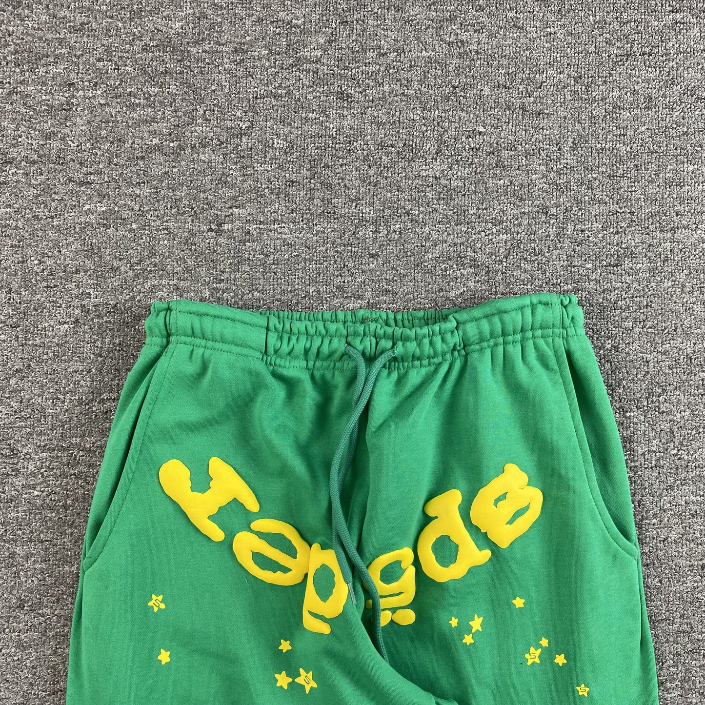 SP5DER Star Og Web V2 Sweatpants Slime - Green Unisex Streetwear Limited Edition - The SP5DER STAR OG WEB V2 SWEATPANTS SLIME GREEN - REPLICA bring bold streetwear aesthetics