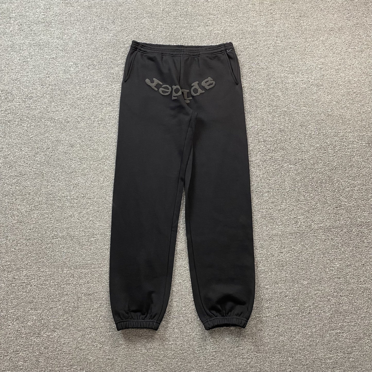 SP5DER Vvs Sweatpants - Black Unisex Streetwear Limited Edition - The SP5DER VVS SWEATPANTS BLACK - REPLICA bring together bold streetwear aesthetics and everyday comfort,
