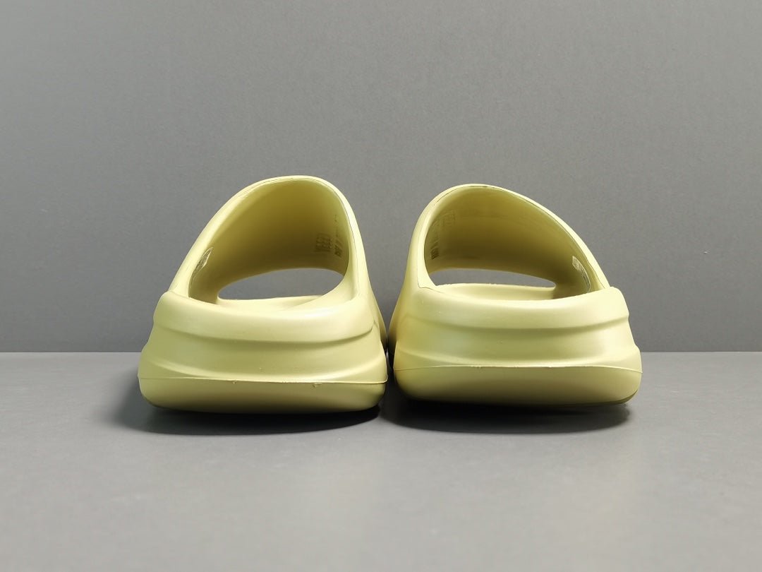 ADIDAS Yeezy Slide - Resin Unisex Streetwear Limited Edition
