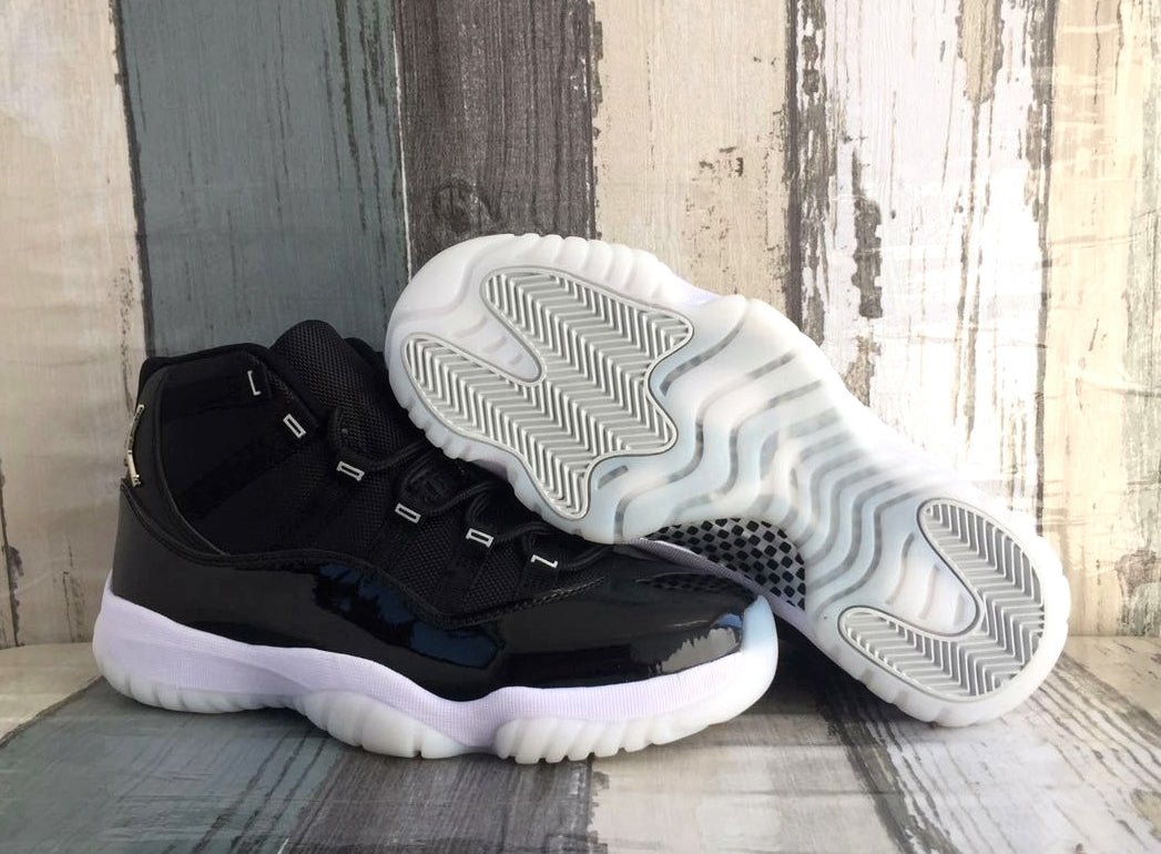 AIR Jordan 11 'black Silver' Unisex Streetwear Limited Edition - **Air Jordan 11 'Black Silver'** The Air Jordan 11 'Black Silver' is a sleek and