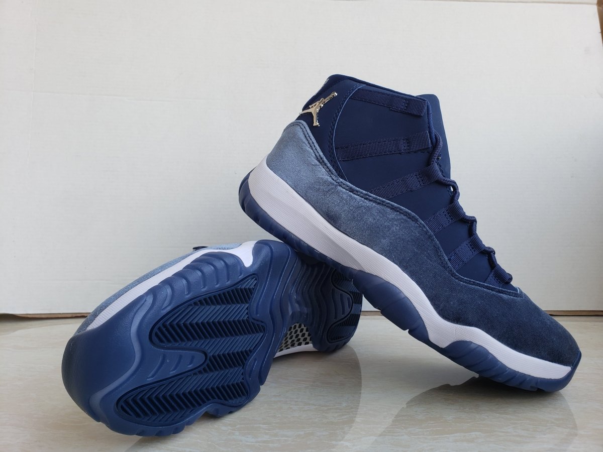 AIR Jordan 11 'navy Velvet' Unisex Streetwear Limited Edition - **Air Jordan 11 'Navy Velvet'** The Air Jordan 11 'Navy Velvet' is a luxurious and