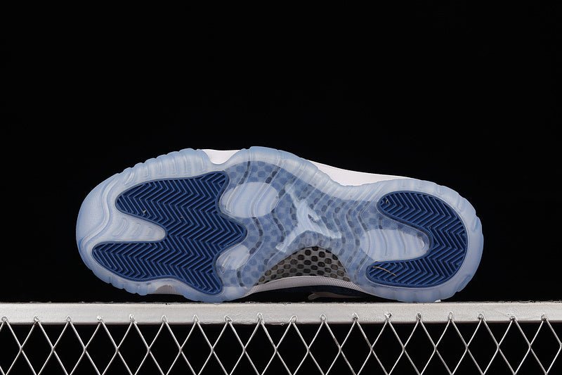 AIR Jordan 11 Retro Low Navy Snakeskin 2019 White - - Black Unisex Streetwear Limited Edition - Experience the timeless allure of the Air Jordan 11 Retro Low Navy Snakeskin 2019 White/Black,